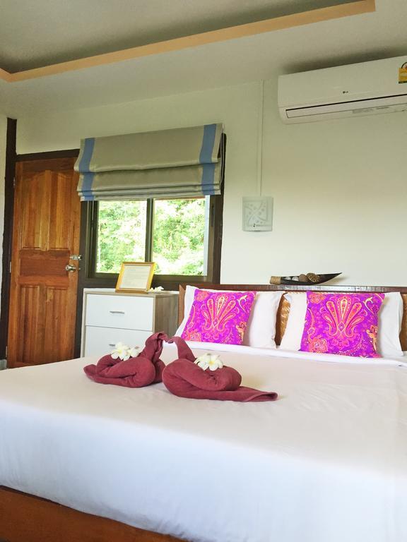 Lanta Halabala Resort Ko Lanta Buitenkant foto