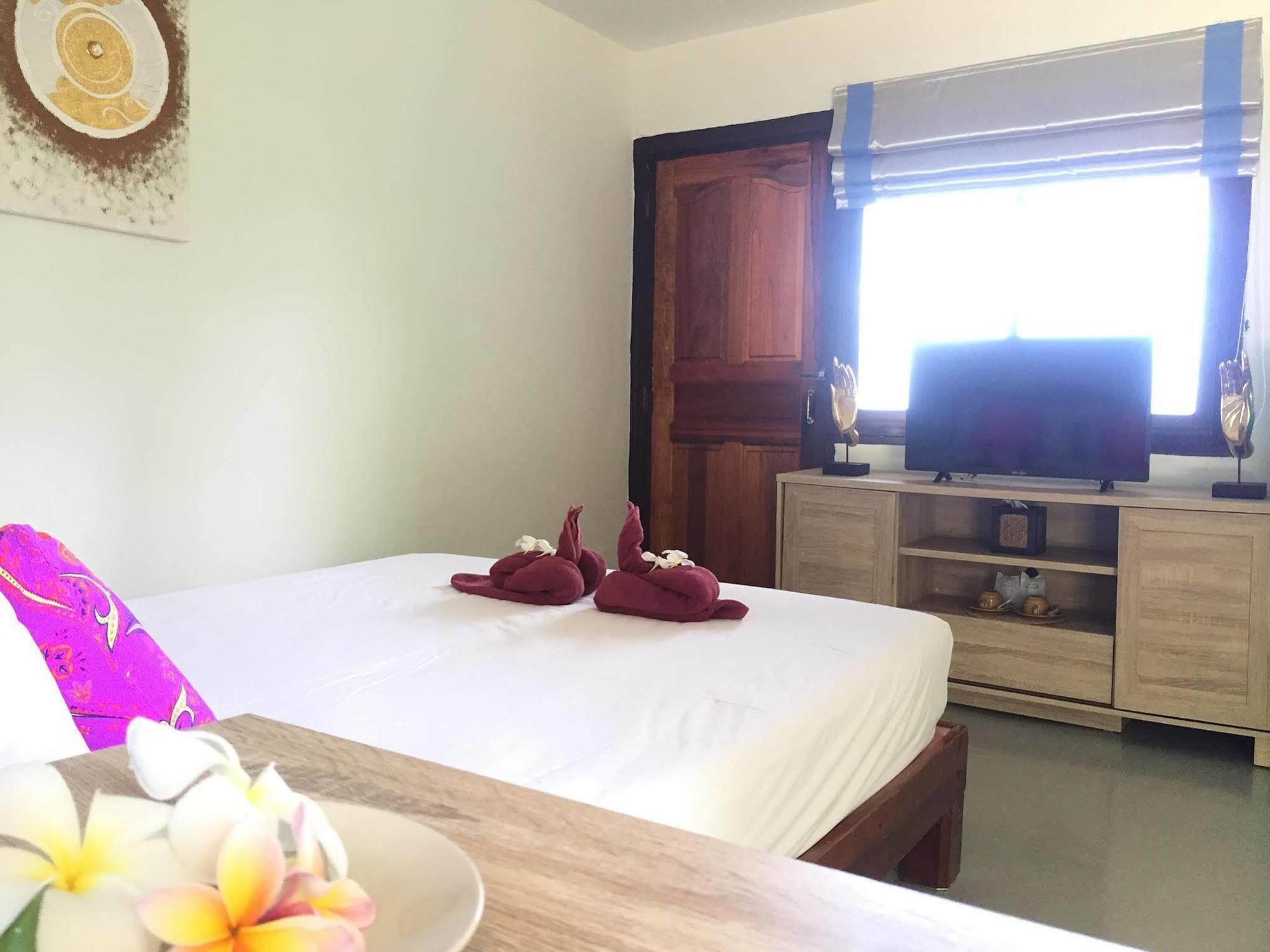 Lanta Halabala Resort Ko Lanta Buitenkant foto