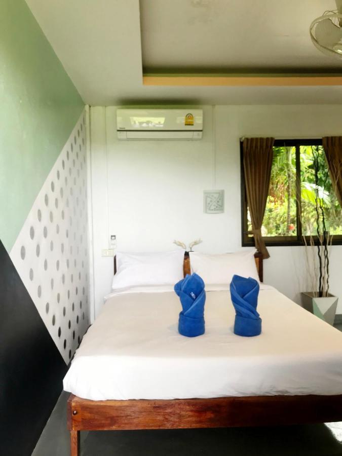 Lanta Halabala Resort Ko Lanta Buitenkant foto